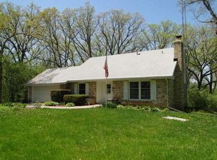 3956 W Gale Cir, Waterford, WI 53185