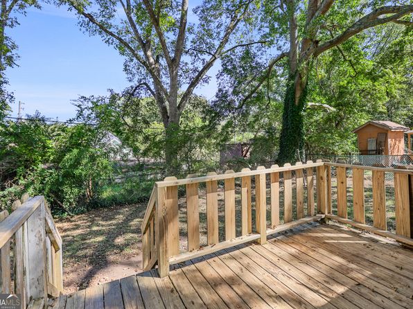 511 Granite St, Hogansville, GA 30230