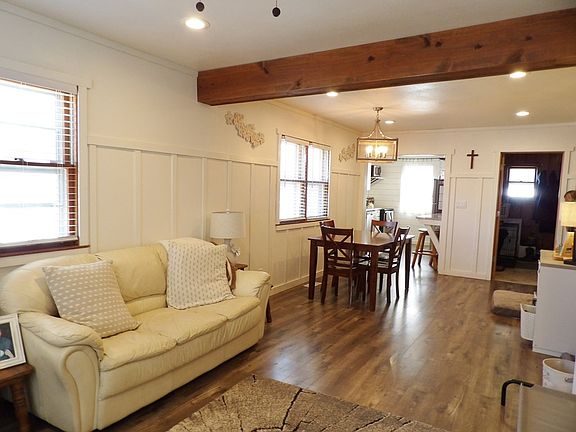 5th image of 1014 E McPherson St