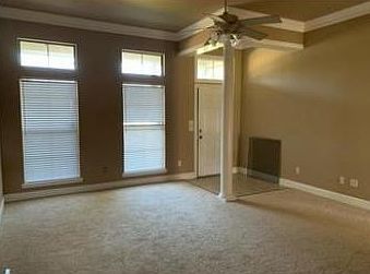 Additional Living Room