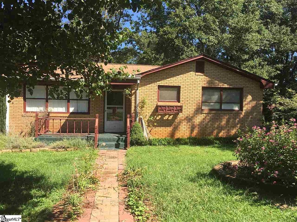 1st image of 44 N Garden Cir