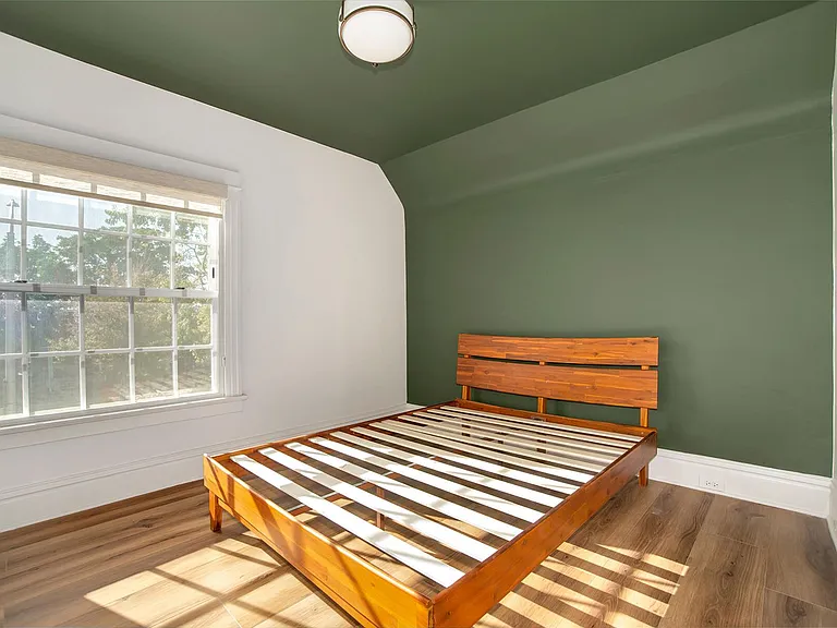 456 S Lincoln St — Photo 12