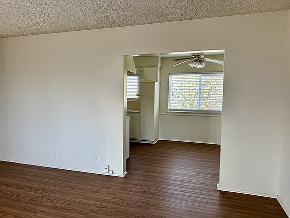 5th image of 2932 Fairmount Ave APT 3