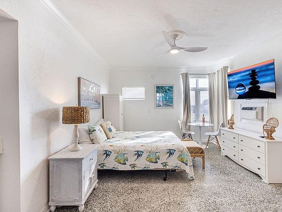 2nd image of 88 S Ocean Blvd APT 1