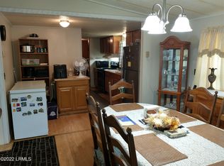 1968 Colonial Ave, Beaufort, SC 29906