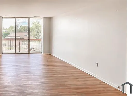 130 Slade Ave #322 — Photo 23