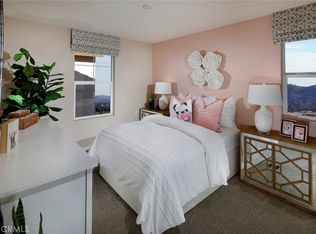 948 Maya Xing, Lake Elsinore, CA 92530