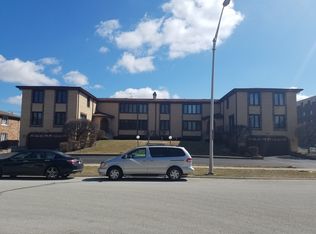 10355 Parkside Ave APT 2A, Oak Lawn, IL 60453