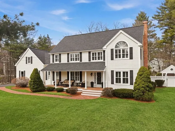 11 Delaney Dr, Walpole, MA 02081