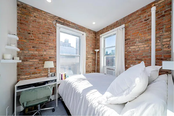 Rented by Douglas Elliman | media 16