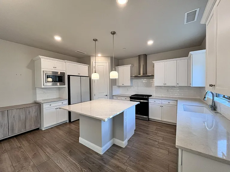 11509 N Via Campagna Dr — Photo 2