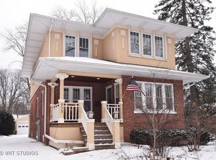 733 Prairie Ave, Glen Ellyn, IL