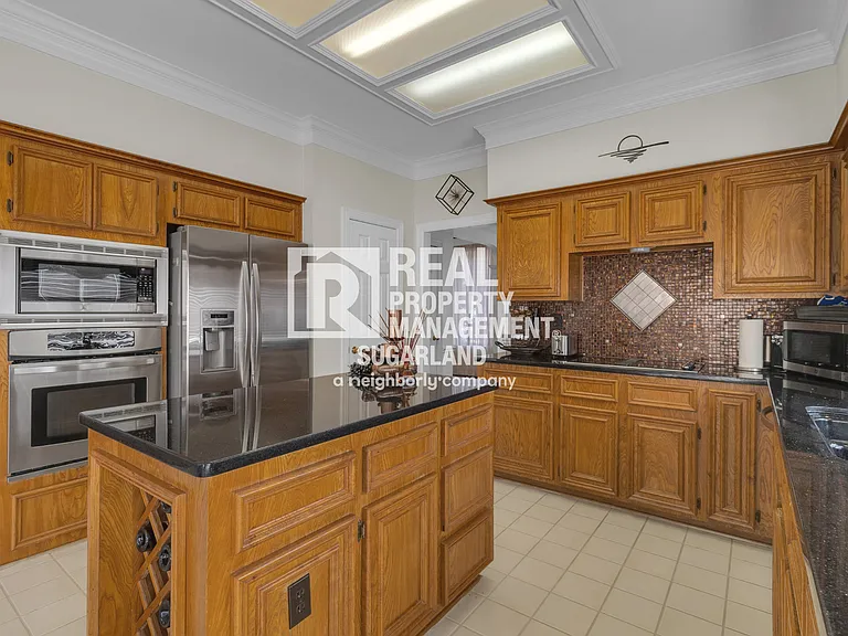4410 Heatherwilde St — Photo 41