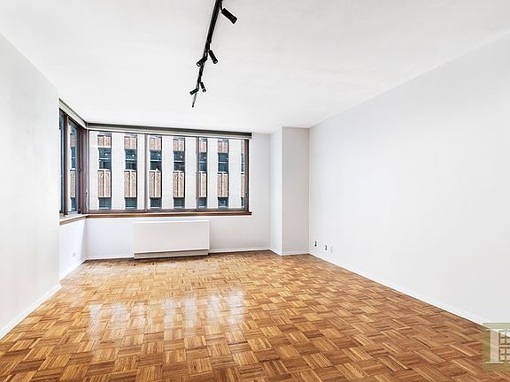 2nd image of 235 E 40th St APT 3D