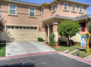 17211 S Cottage Gate Ln, Lathrop, CA