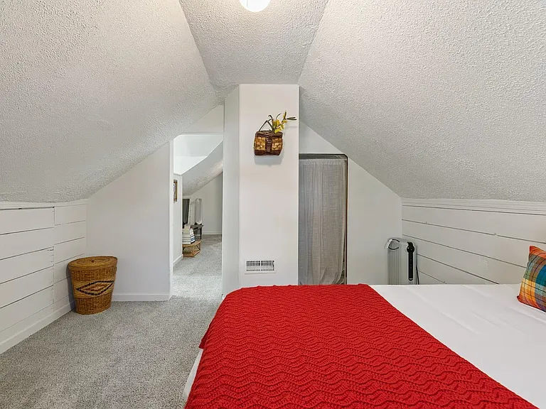 814 S 50th Ave — Photo 25
