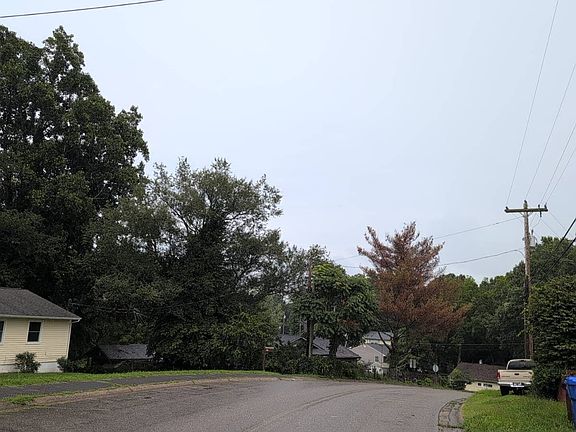 5th image of 130 Johnson Rd