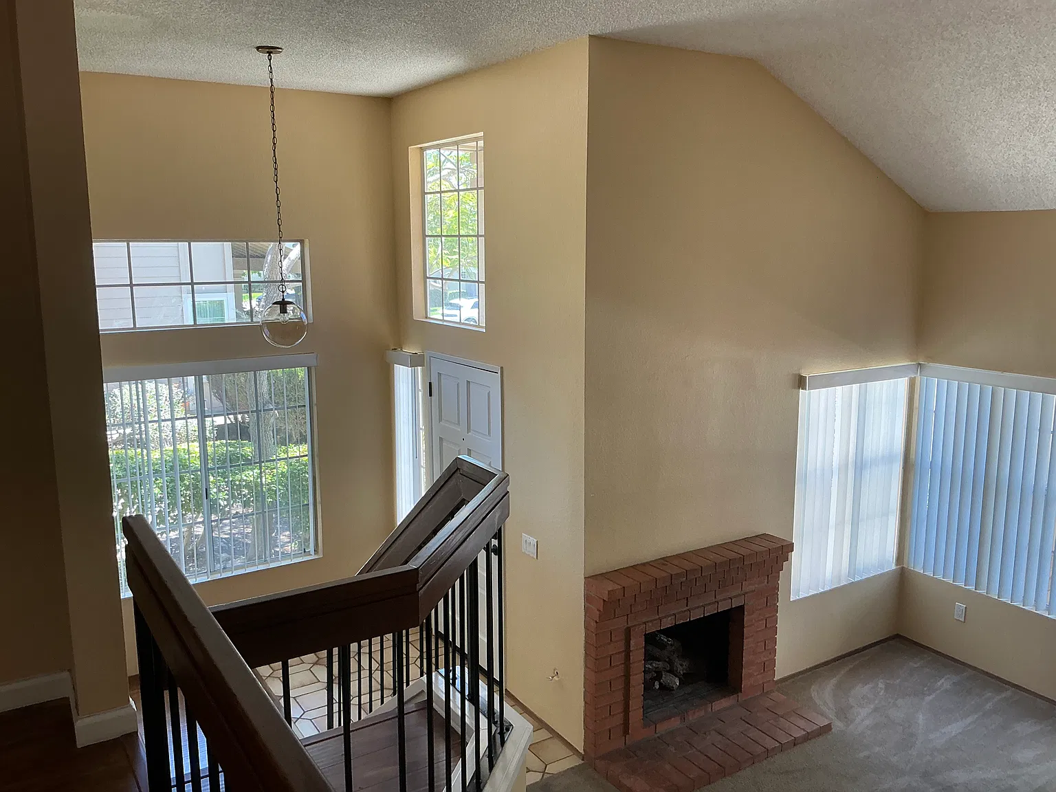 3205 E Fox Run Way — Photo 4