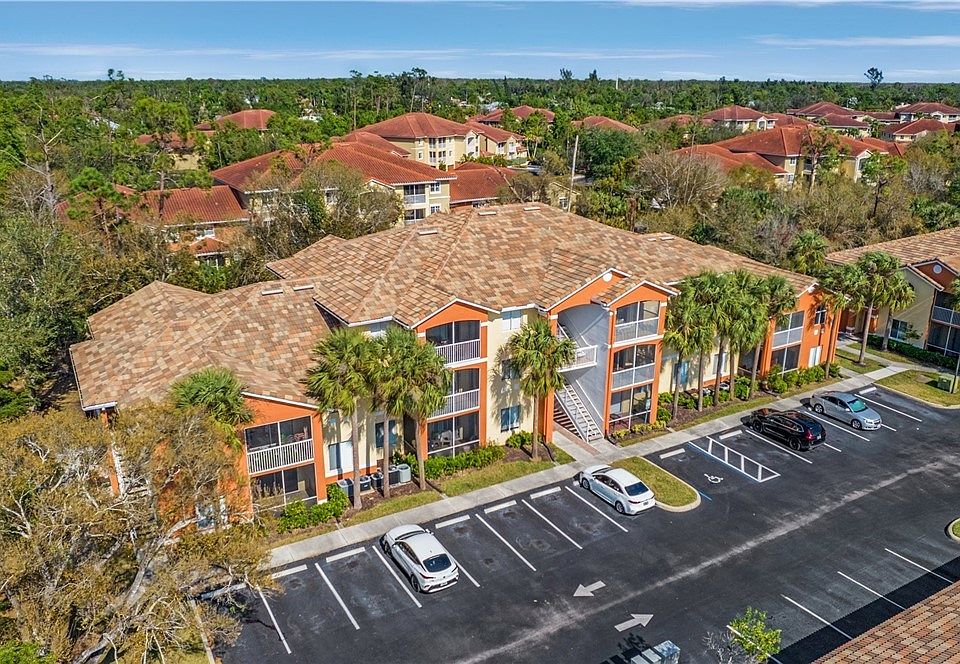1st image of 6321 Aragon Way APT 303