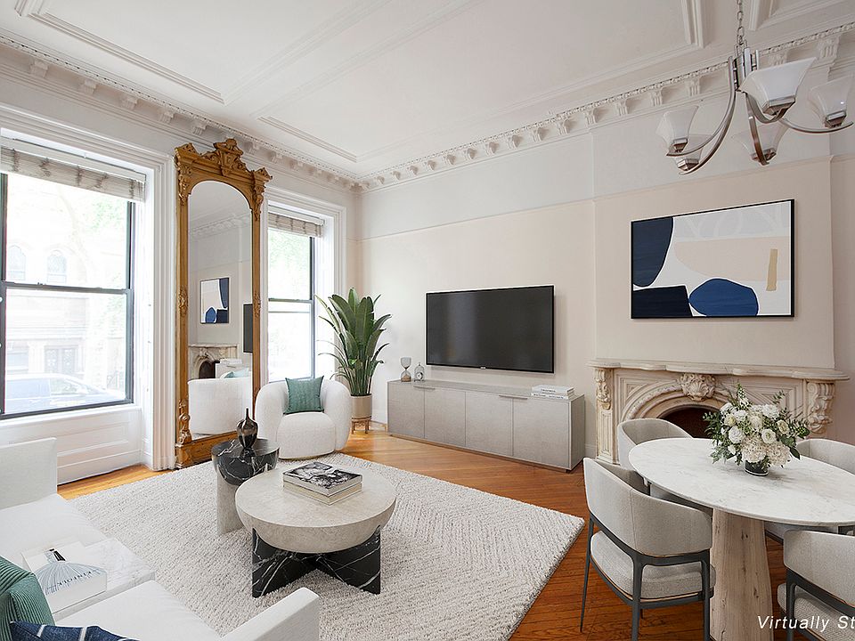 1st image of 34 Livingston St APT 2