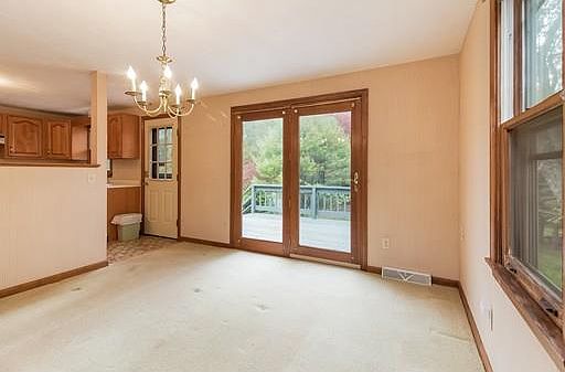 5th image of 111 County St