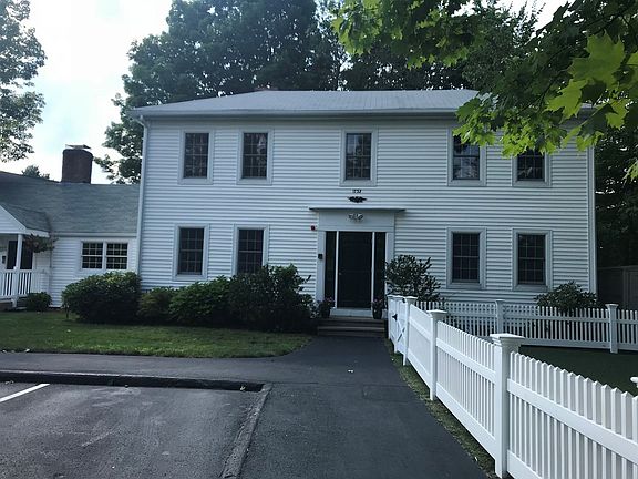 2nd image of 123 Dakin Rd