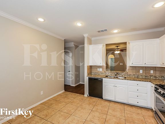 5th image of 3040 Thicket Bend Ct
