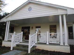 8612 Brickyard Rd, Potomac, MD 20854