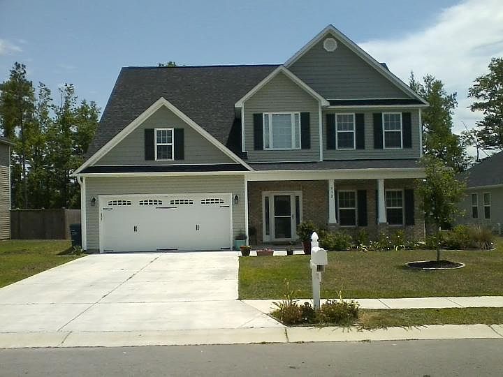 1st image of 932 Dynamo Ln