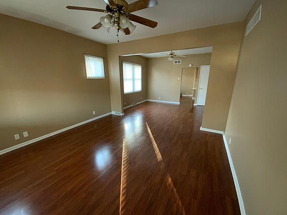3rd image of 2720 Cleveland Ave