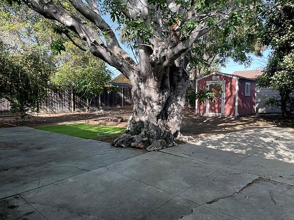 2nd image of 542 Patton Ave