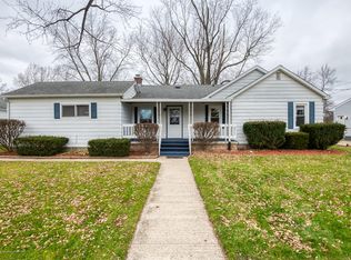 203 Elm St, Grand Ledge, MI