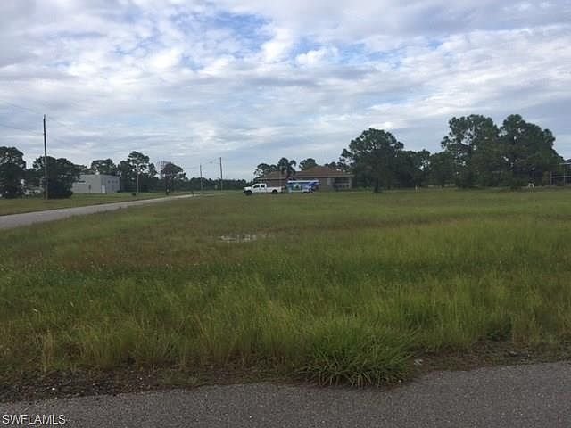 2nd image of 4301 NW 37th Ave
