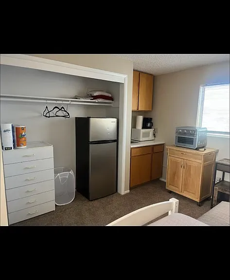 390 Riverfront Dr #3 — Photo 8