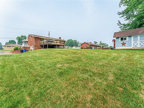 5th image of 14457 Lynne Dr