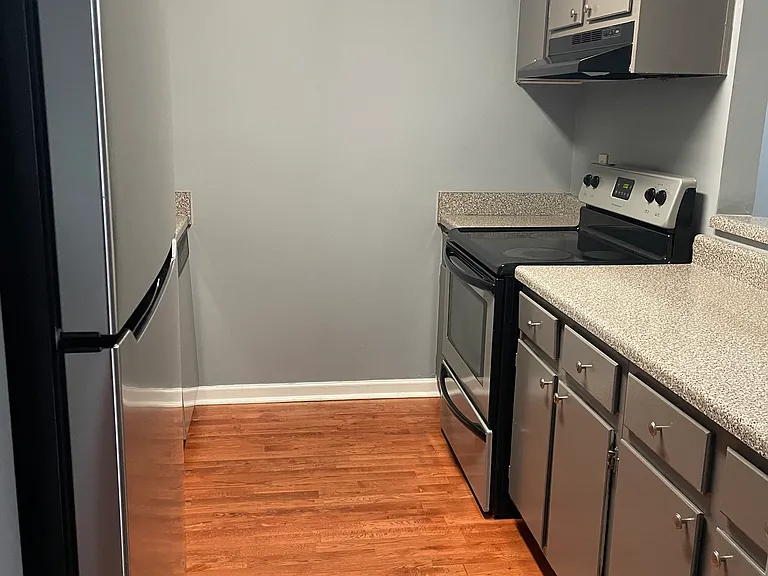 2213 Huntingdon Chase — Photo 2