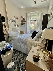 Rented by R New York