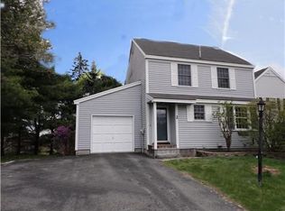 2 Summit Cir, Westbrook, ME 04092