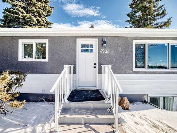 4th image of 4936 W 45th St SW