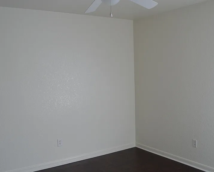 2208 Wildewood Dr — Photo 11