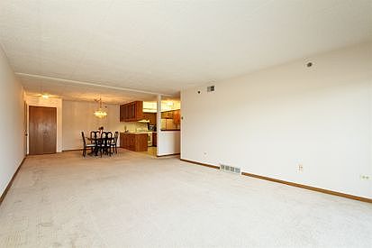 3rd image of 10320 Central Ave APT 202