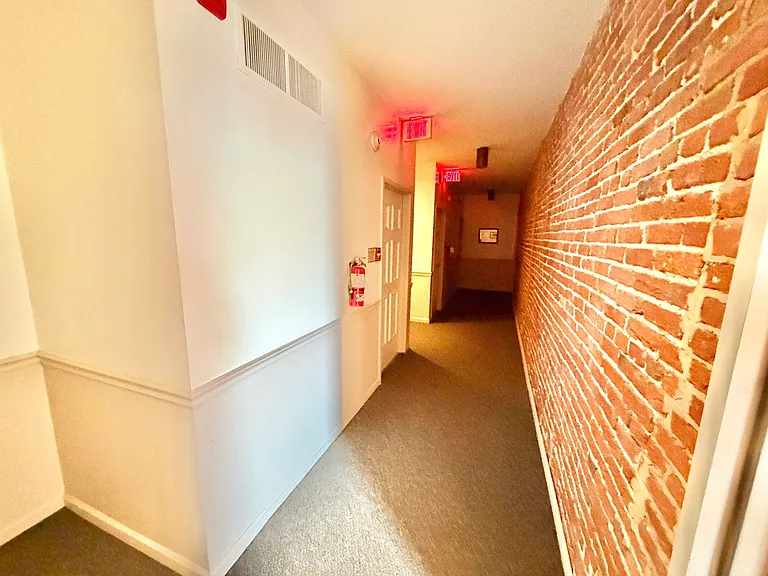 1718 Corcoran St NW #22 — Photo 18
