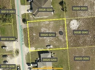 1113 Gordon Ave S, Lehigh Acres, FL 33973