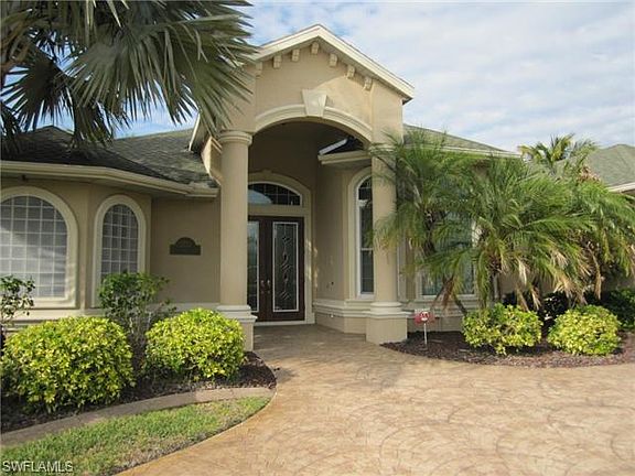 3rd image of 2711 Beach Pkwy W