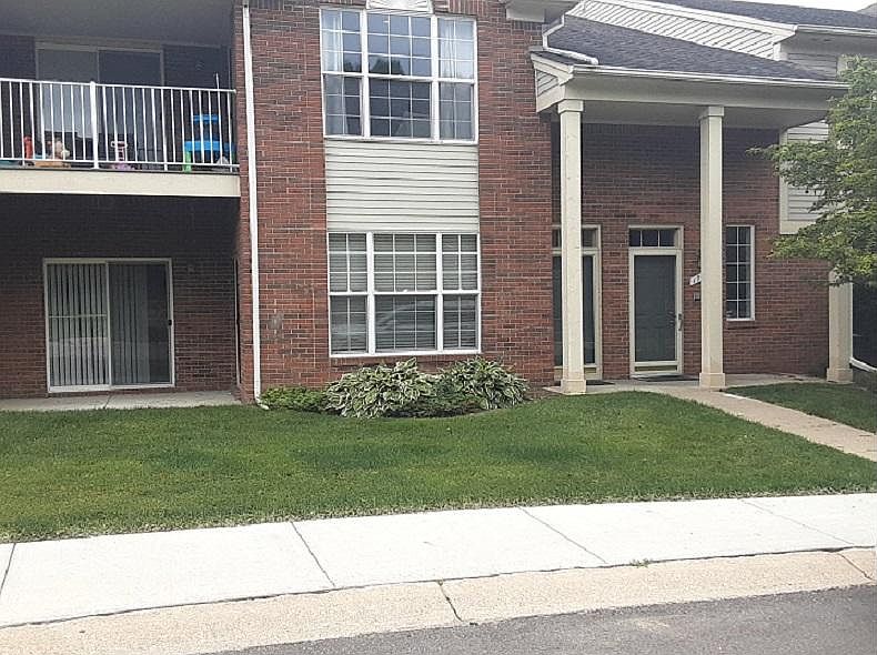 1893 Flagstone Cir Rochester MI Zillow