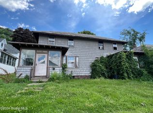 14-16 Potter St, WHITEHALL, NY 12887