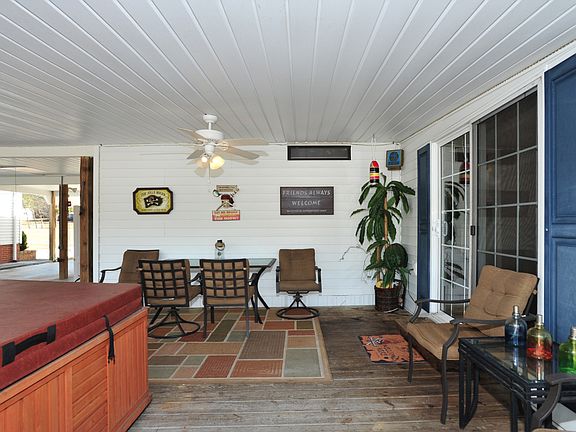 5th image of 130 Cedar Hollow Ln