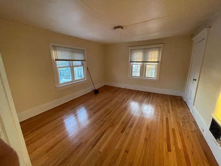 25 Lafayette St #2 — Photo 7