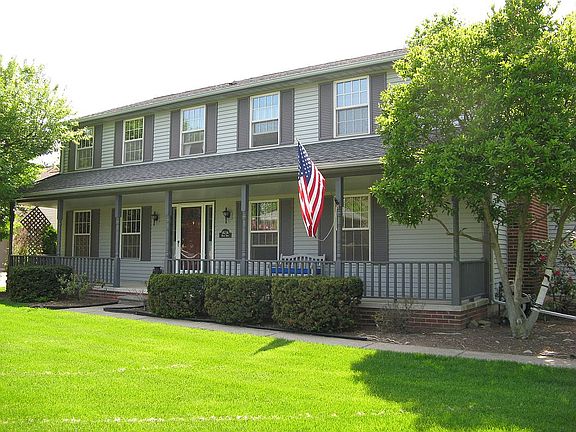 4th image of 18236 Heron Ave