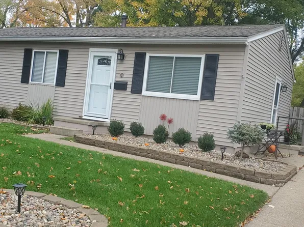 736 Glenwyth Rd, Brighton, MI 48116